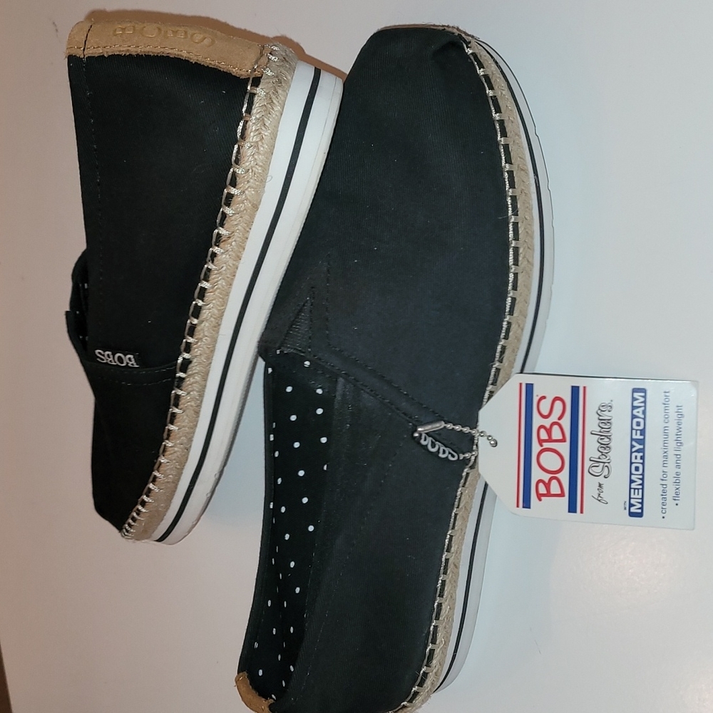 Skechers BOBS slip ons
